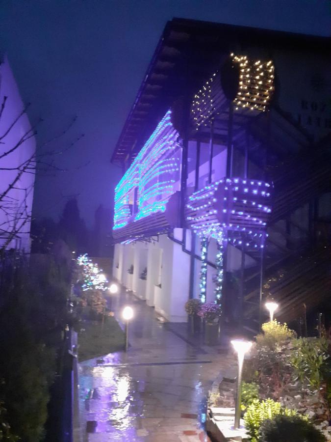 Roza Wiatrow Dom Wypoczynkowy Kołobrzeg Buitenkant foto